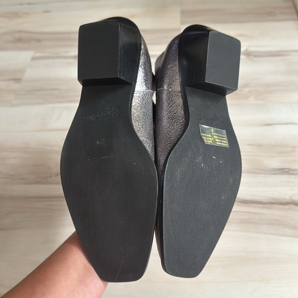 Seychelles Hold Me Down Silver Metallic Leather Ankle Boots - Picture 8 of 8